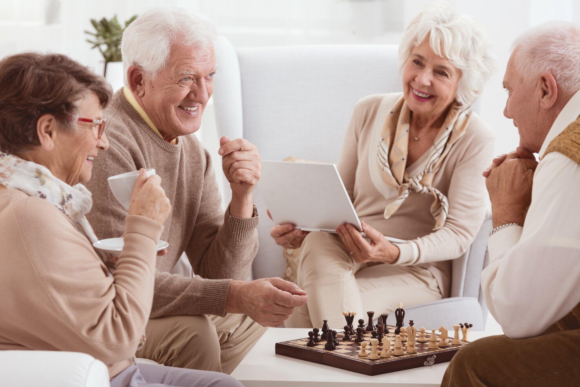 Brain Games for Seniors That Encourage Focus, Fun, and Social Connection